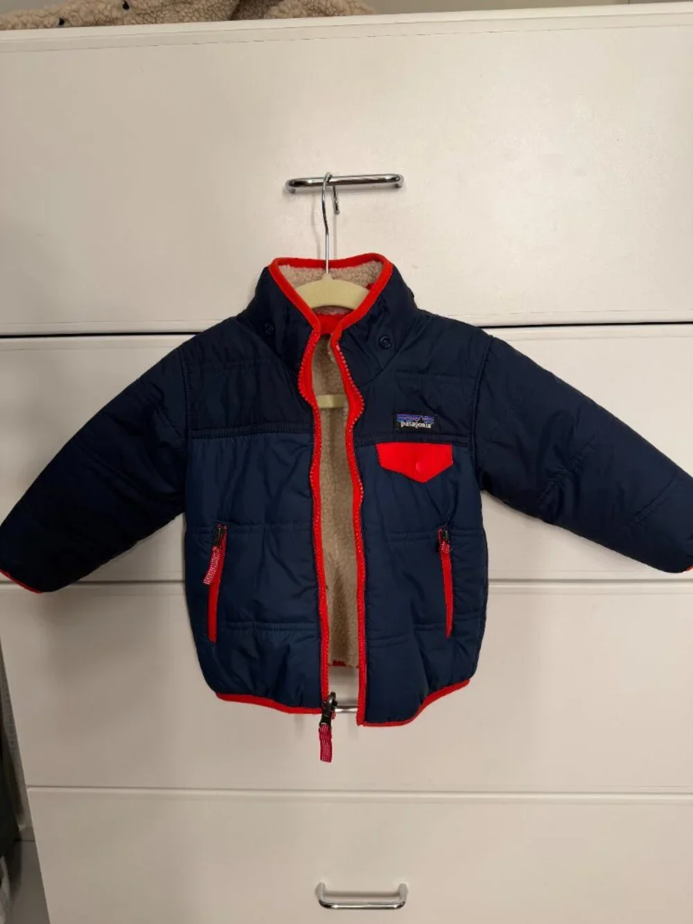 Patagonia Baby Reversible Tribbles Hooded Jacket Navy Red, Size 12 - 18M
